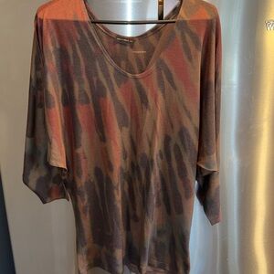 Nally & Millie brown black tie dye knit tunic stretch Shirt scoop neck wide Slv